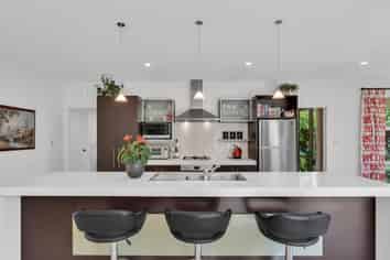 29 Saracen Avenue, Northwood