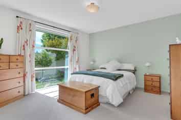 29 Saracen Avenue, Northwood