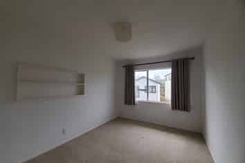 802 East Coast Road, Browns Bay