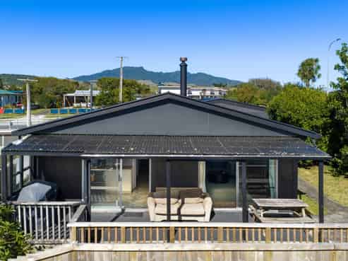 6 Opotoru Road, Raglan