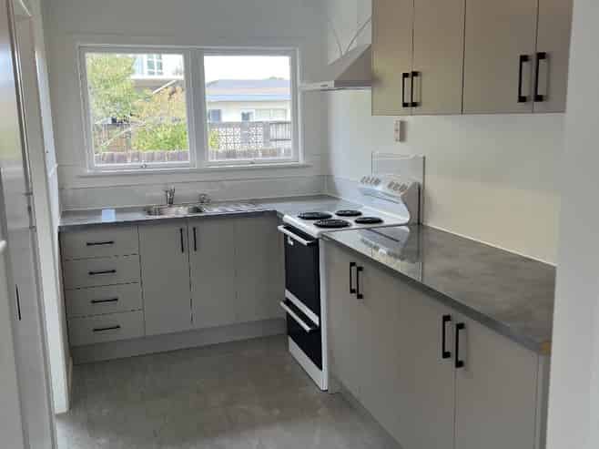 4/245 Ulster Street, Whitiora