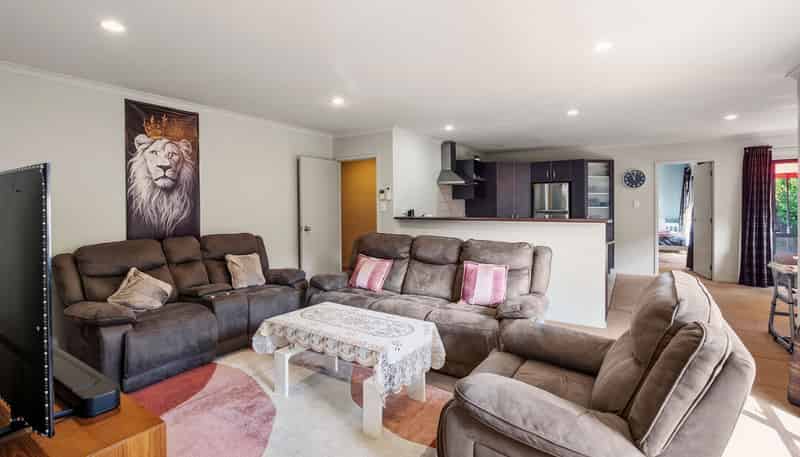 12 Kotuku Street, Maunu