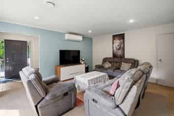 12 Kotuku Street, Maunu