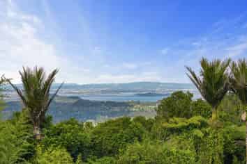 21 Quinns Road, Waiatarua