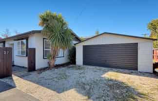 27 Grassmere St, Papanui