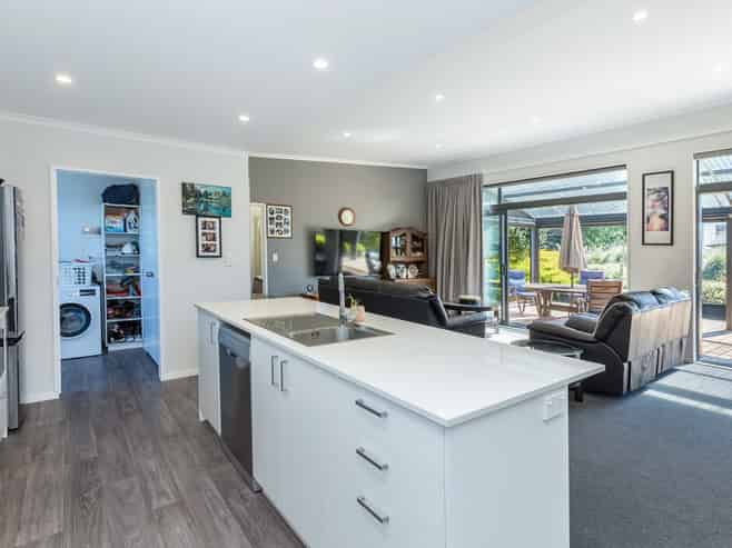 6 Ataahua Place, Featherston