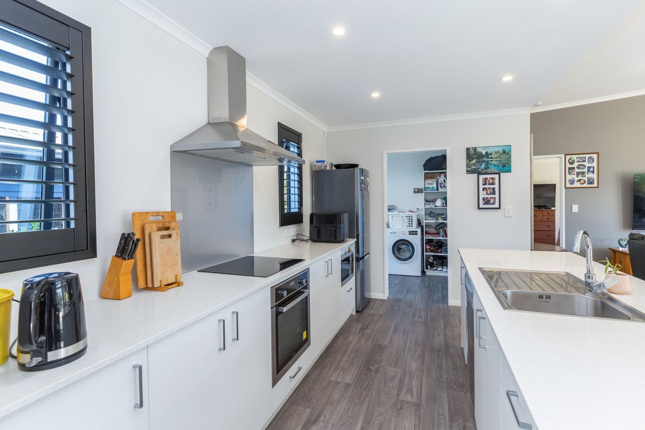 Lush surrounds with low maintenance living - Ansicht 3