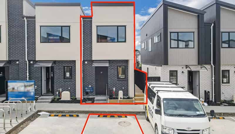 31 Kiato Lane, Flat Bush