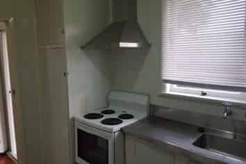 62 Daphne  Street, Kaiti