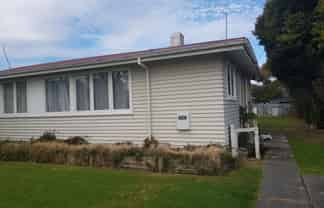 62 Daphne  Street, Kaiti