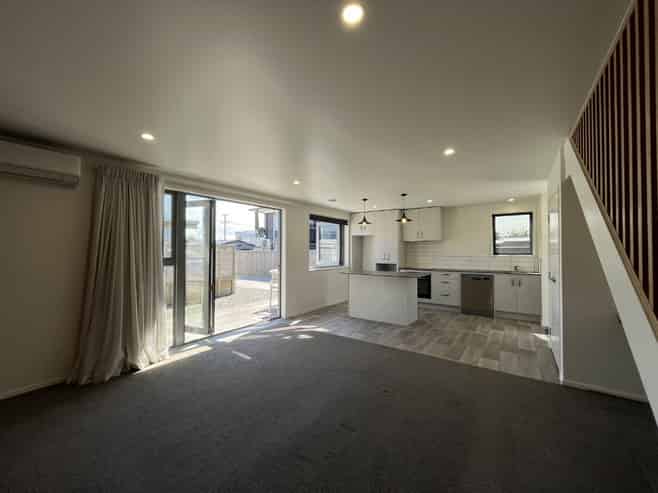 B/148 Lemon Street, Strandon