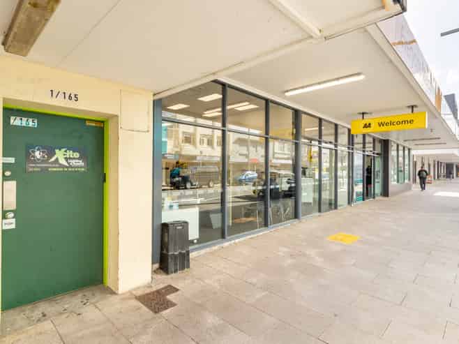 Government Anchor Tenant 