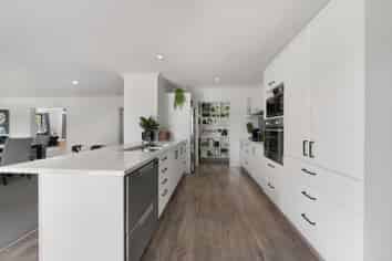 1518 Great South Road, Ramarama