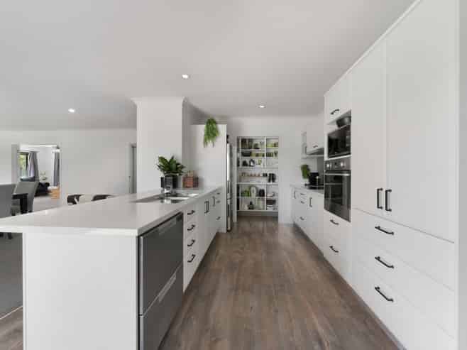 1518 Great South Road, Ramarama