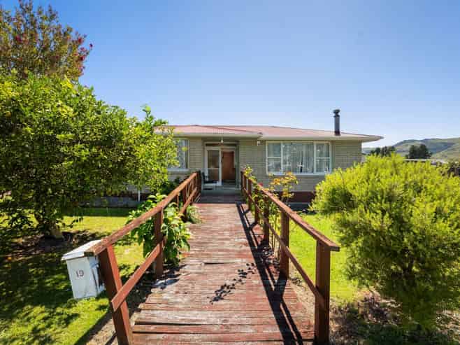 19  Lee Avenue, Paeroa