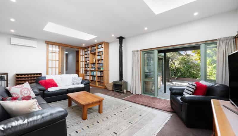 5 Indira Place, Khandallah