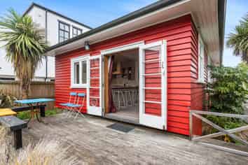 9 Moa Place, CHRISTCHURCH CENTRAL