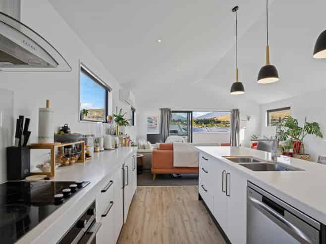 13 and 13A Peppercorn Terrace, Lower Shotover