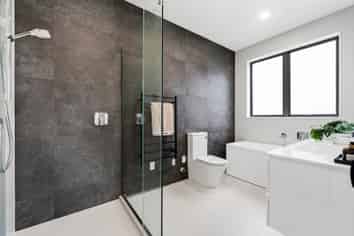 6 Baumea Rise, Massey