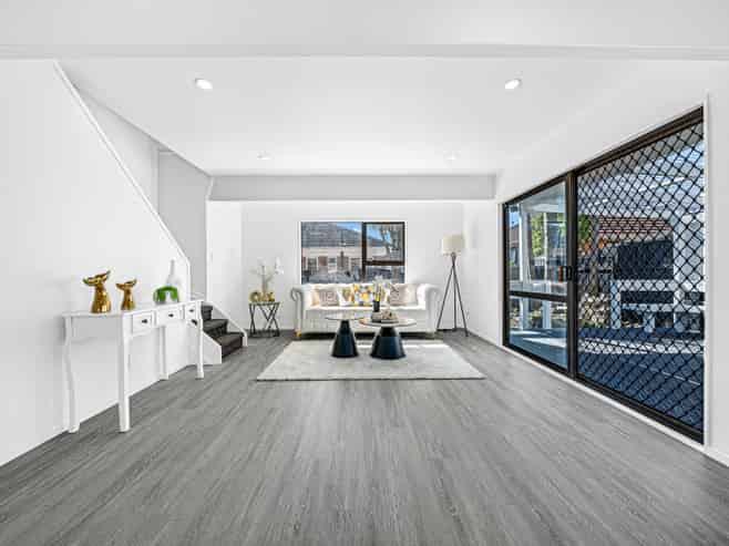 2/18 Elizabeth Avenue, Papatoetoe