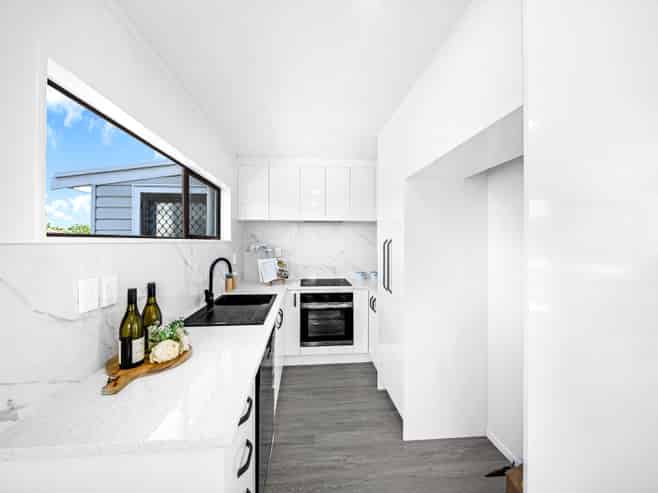 2/18 Elizabeth Avenue, Papatoetoe