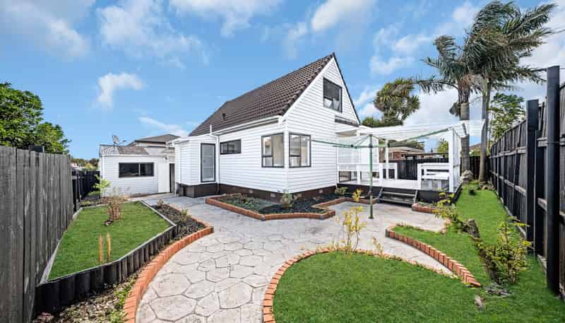 2/18 Elizabeth Avenue, Papatoetoe