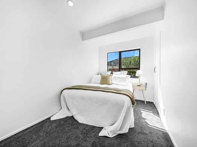 2/18 Elizabeth Avenue, Papatoetoe