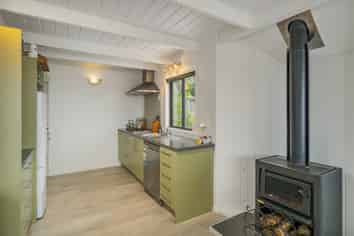 5 Florence Place, Hahei