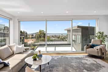 96B Kurahaupo Street, Orakei