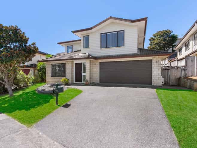 12 Valderama Drive, Flat Bush