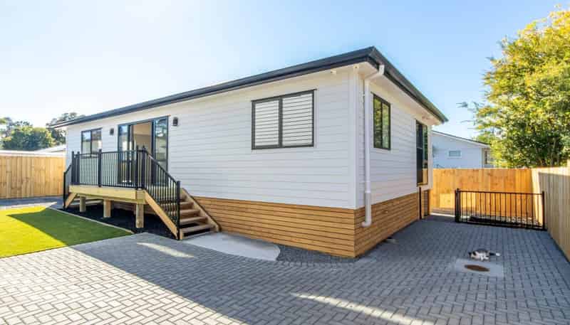 56C Riverpark Crescent, Henderson