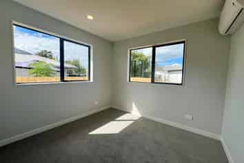 56C Riverpark Crescent, Henderson