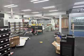 High Profile Bulk Retail Opportunity