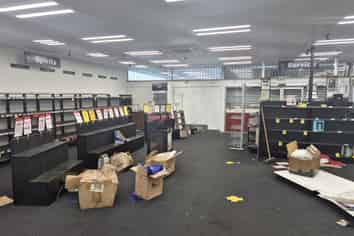 High Profile Bulk Retail Opportunity