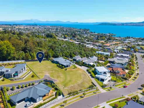 11 Azalea Lane, Waipahihi