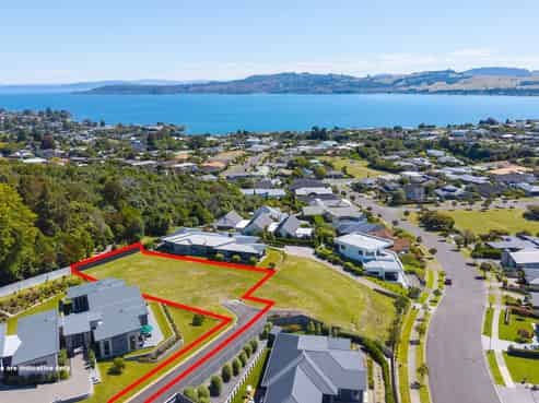 11 Azalea Lane, Waipahihi