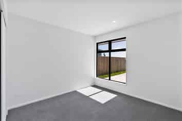 34 Derbridge Street, Woodend