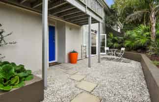 6/4 William Avenue, Greenlane