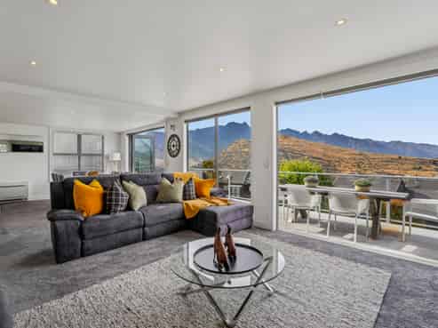 20 Stone Ridge Place, Queenstown