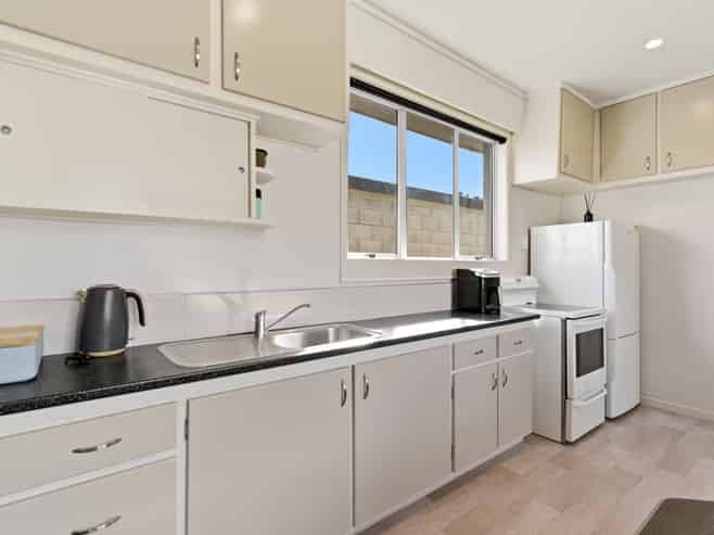 630 Tay Street, Hawthorndale