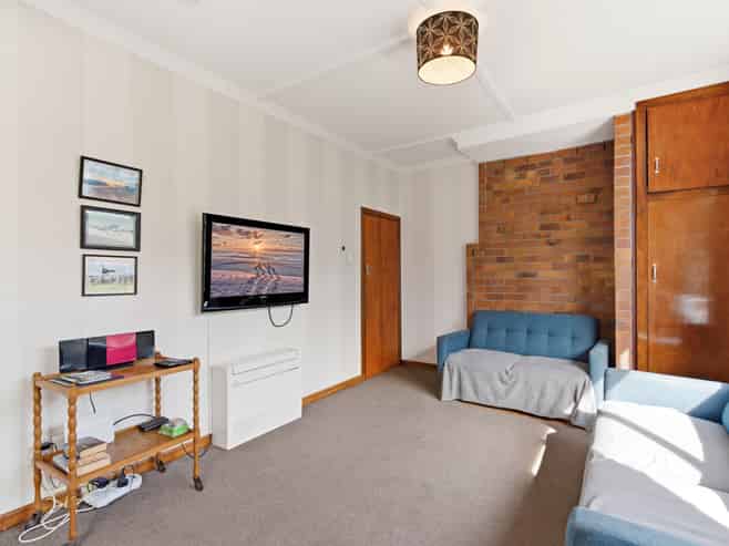 630 Tay Street, Hawthorndale