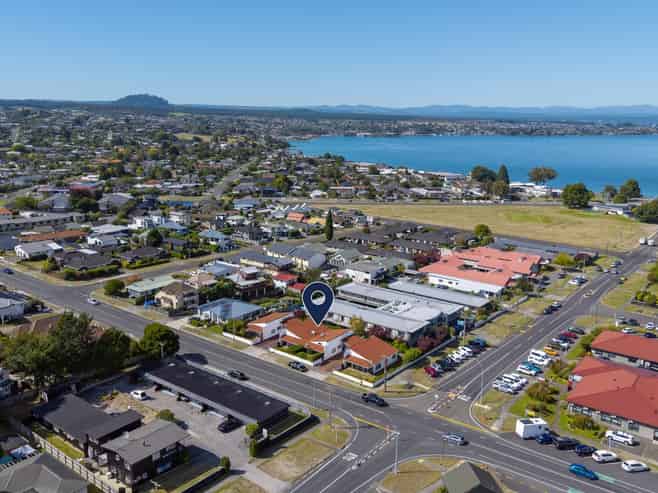Units 1-4, 121 Te Heuheu Street, Taupo