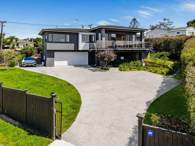 58 Churchill Road, Cockle Bay