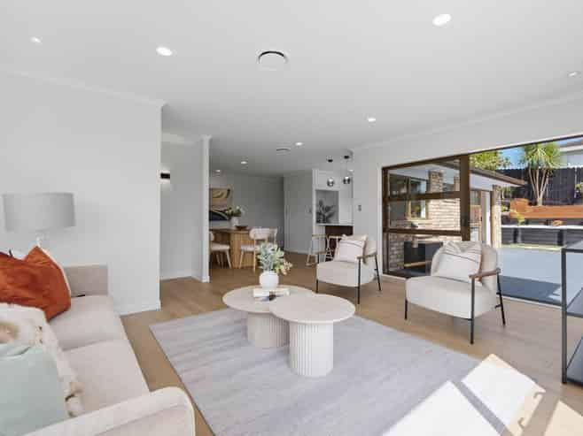 8 Caldecote Place, Flat Bush