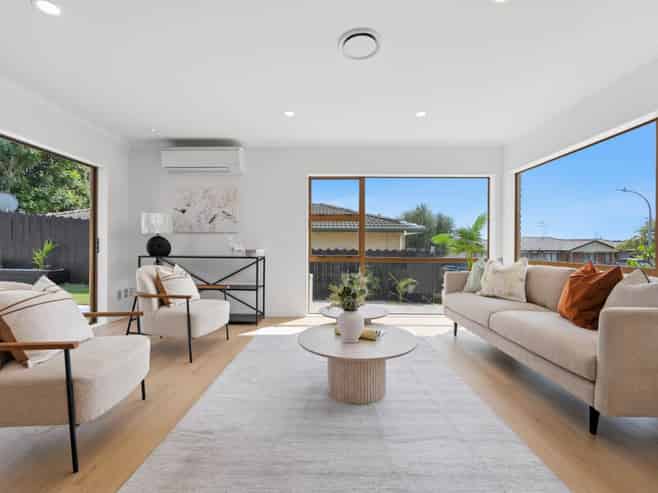 8 Caldecote Place, Flat Bush