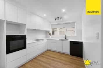 11 Esmeralda Avenue, Avondale