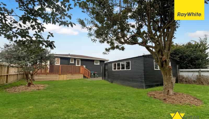 11 Esmeralda Avenue, Avondale