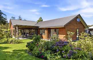 38 Kokopu Street, Turangi