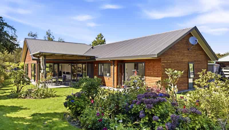 38 Kokopu Street, Turangi