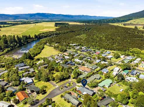 38 Kokopu Street, Turangi
